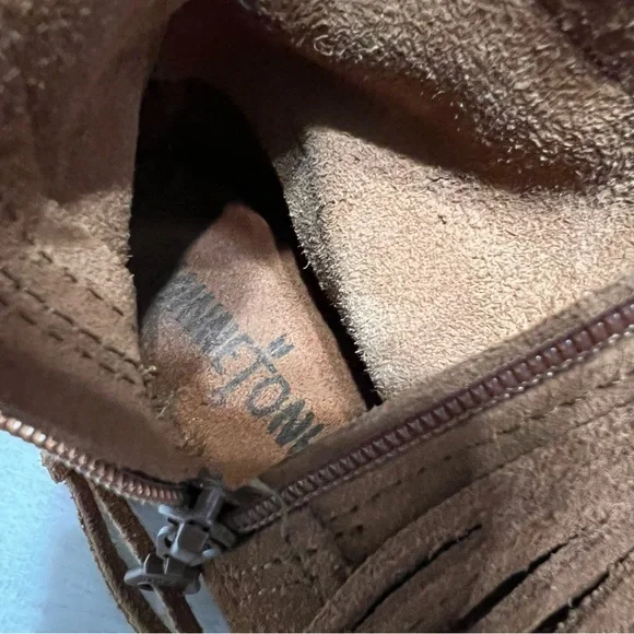 MINNETONKA Moccasins 1652 Women's 5 Layers Fringes Brown Suede Boots 6 - Picture 16 of 16